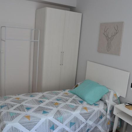 Inmoinsuas Yoana Home Sarria Exterior photo