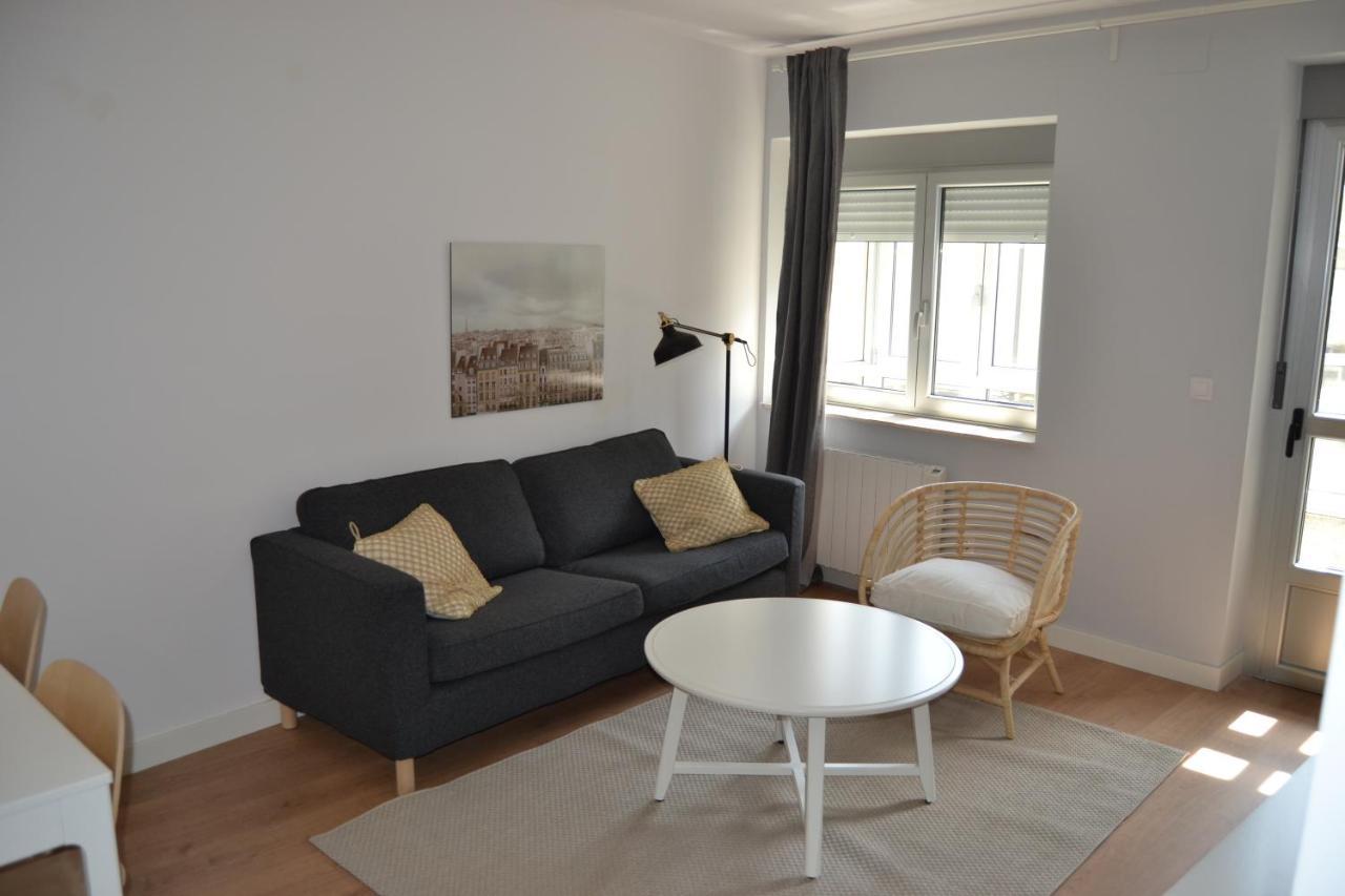 Inmoinsuas Yoana Home Sarria Exterior photo